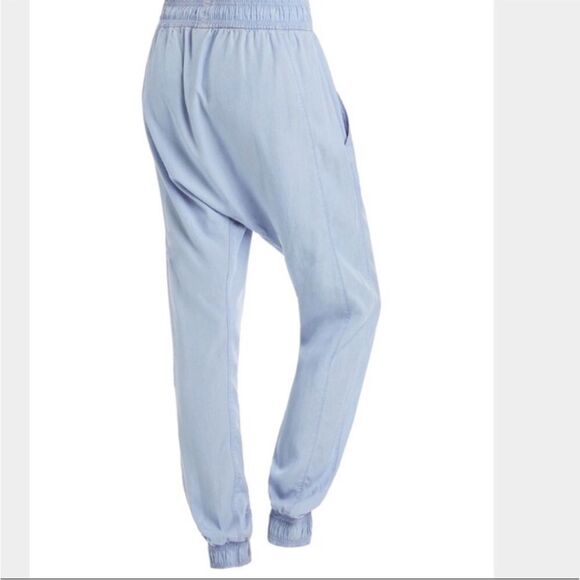 Lorna Jane Black Label Chambray Jogger Pants Size XS in Light Blue 100% Tencel - Picture 2 of 16